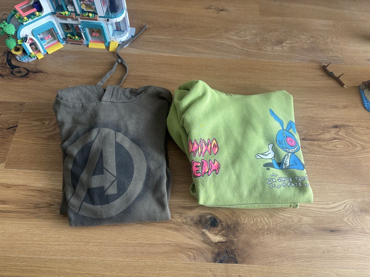 Lots de vêtements: Männer pullis Grösse S – D'occasion à Jona par Passionfruita