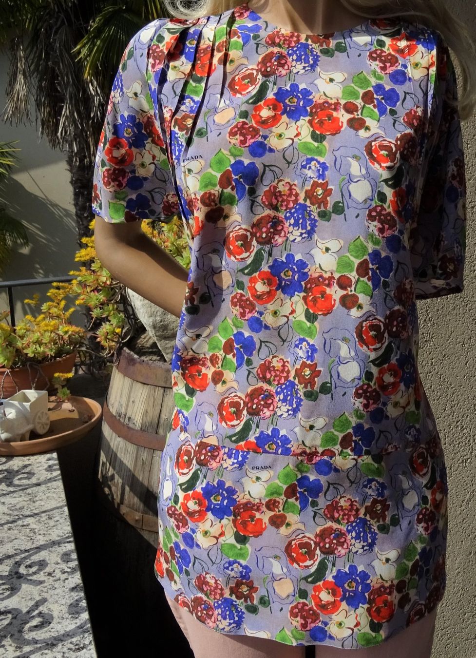 Prada Blusen: PRADA Originale e Nuova! camicetta 100% SETA! tag.40 e 42IT – Neu und originalverpackt aus Cadempino von vis_lpp9