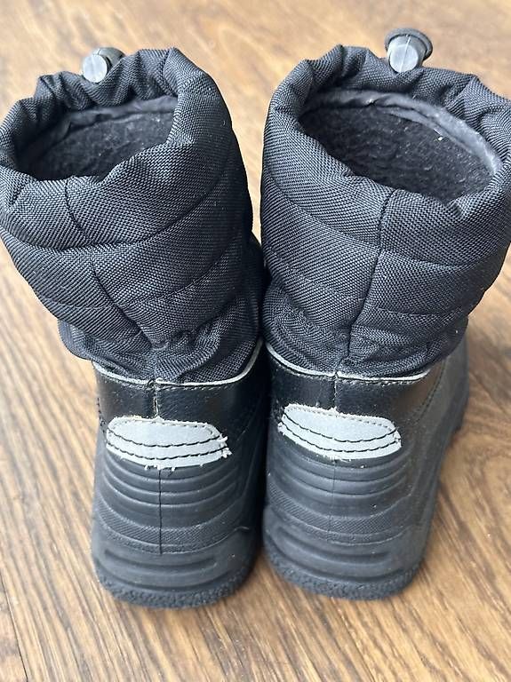 Scarpe per ragazzi: Reima Schneestiefel Gr 28 – Usato da Binningen venduto da sab_8skx 1