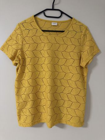 Damen T-Shirt senf Grösse M mit Lochmuster neu