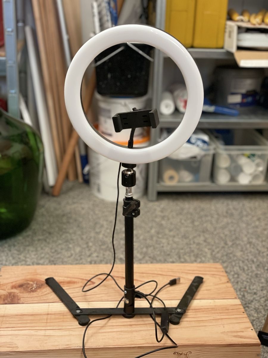 Lampade: Selfie Ringlicht mit Stativ - Top Zustand! – Usato da Seon venduto da Wake33