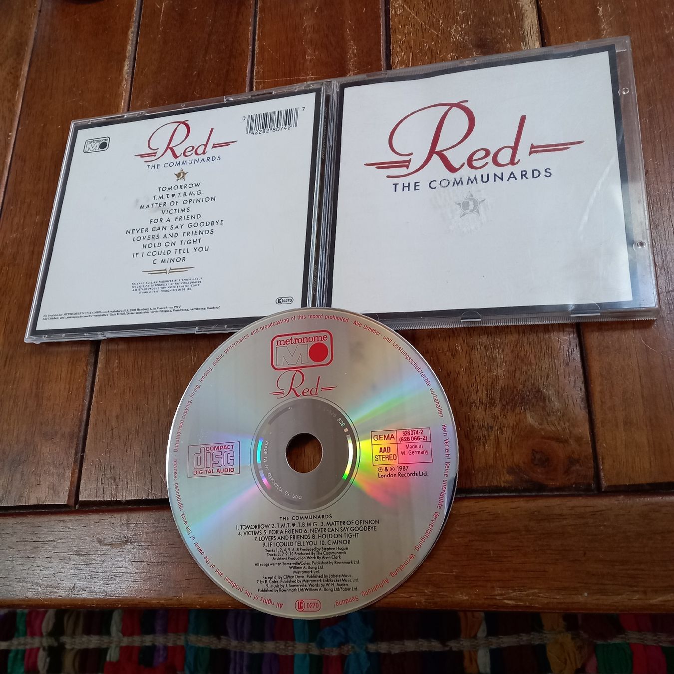 CD: the communards- red – Usato da St-Cergue venduto da VeganWarrior