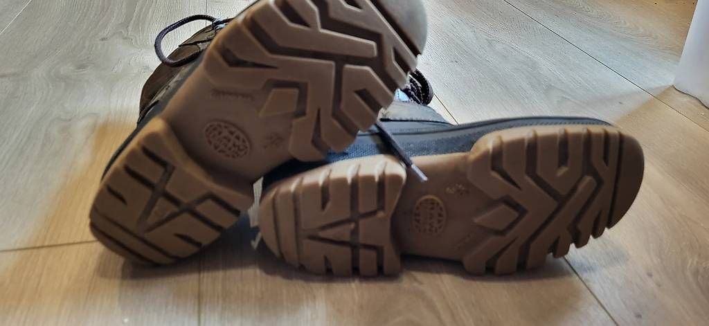 Scarpe per ragazzi: Kinder Winterstiefel  gr. 36 – Usato da Schweizersholz venduto da fuchs06 1