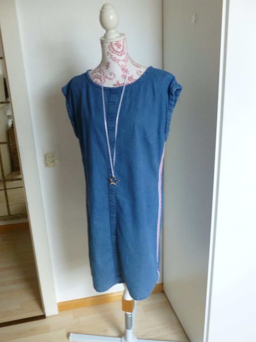 Kleider: JeansKleid – Gebraucht aus Arlesheim von Jadur 3