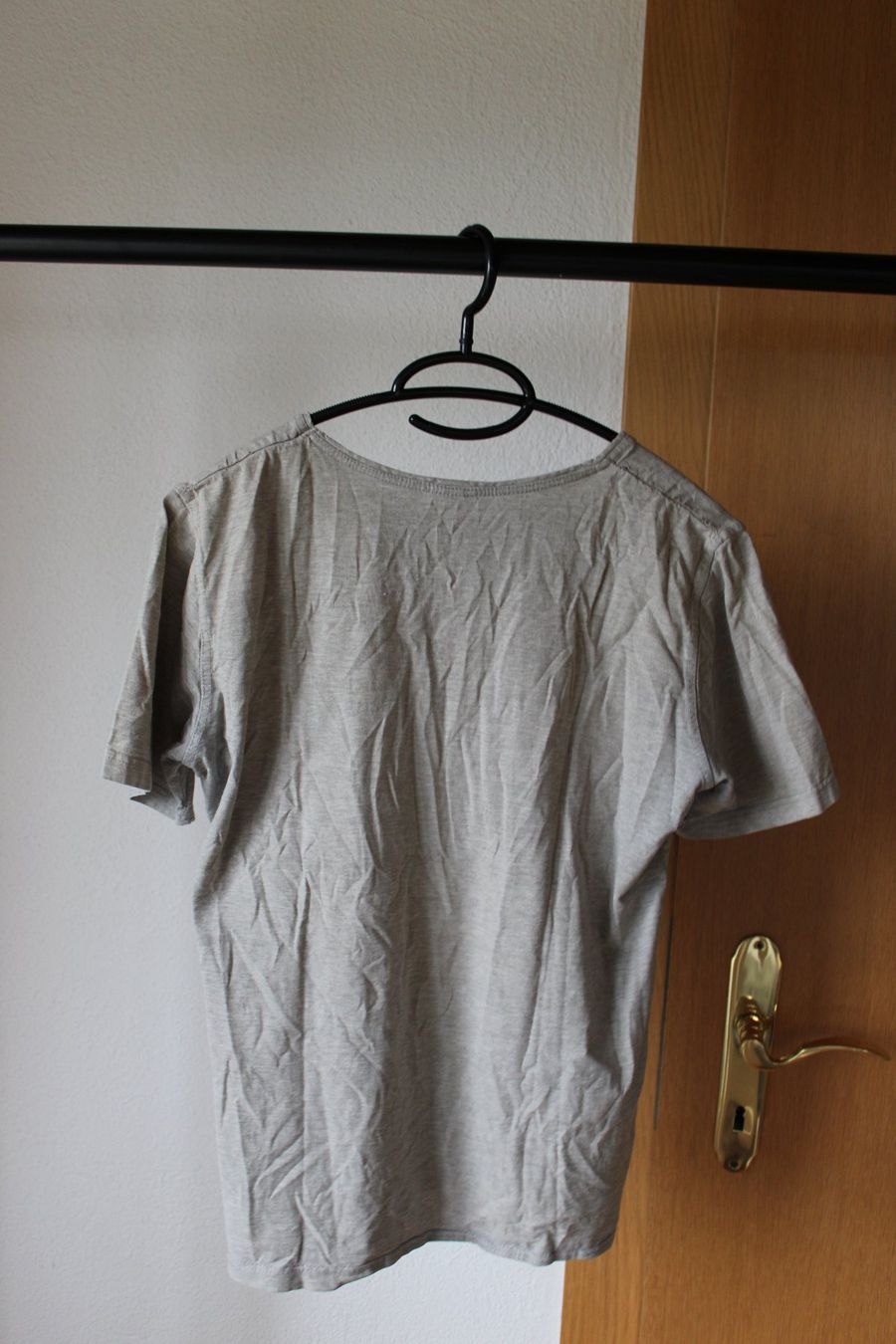 T-shirts: T-Shirt grau – D'occasion à Hombrechtikon par lehnerrr 6