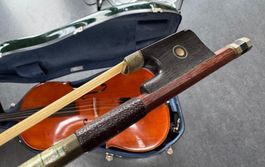 spannendes 4/4 Cello, ca. 30-40 Jahre, mit Koffer und Bogen