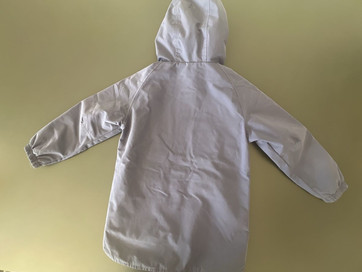Manor Vestes & Manteaux: Leichte Kinderjacke Grösse 110 – D'occasion à Kaltbrunn par franzi54 2