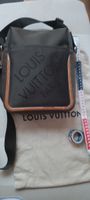 Louis Vuitton Umhängetasche, Original und Neuwertig!