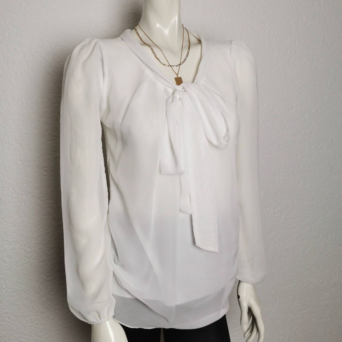 Camicette: Elegante, weisse Bluse mit Schleife, Chiffon Bluse, Boho - S – Usato da Wettingen venduto da JasminL92