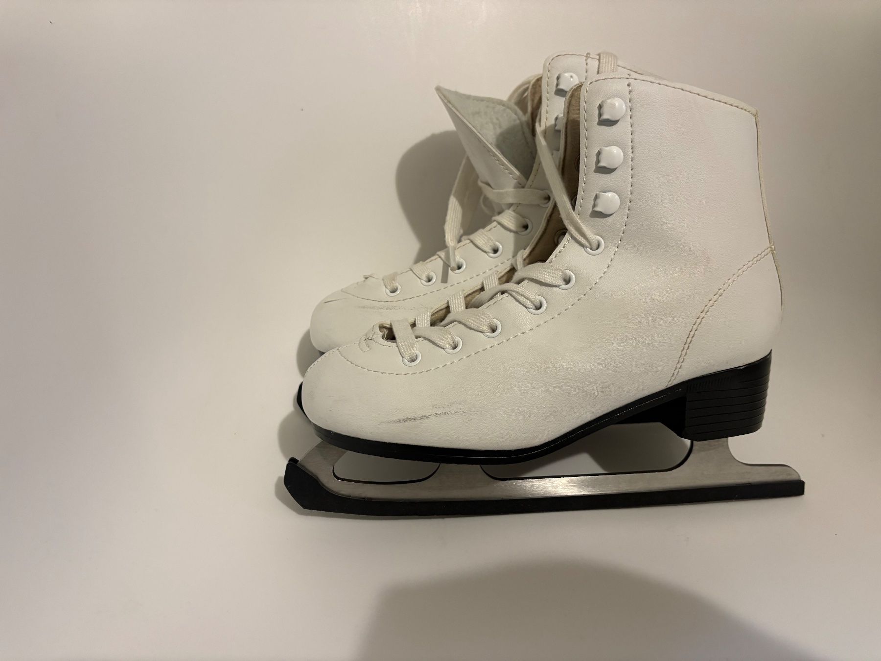 Oxelo Schlittschuhe: Schlittschuhe weiss Gr 35/36 – Gebraucht aus Wetzikon ZH von Bimbo33 1