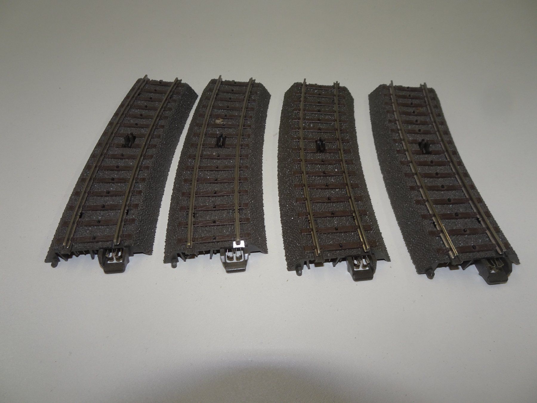 4 Märklin C-Gleis Schienen Schaltgleis HO 24294 (Gebraucht) in ...