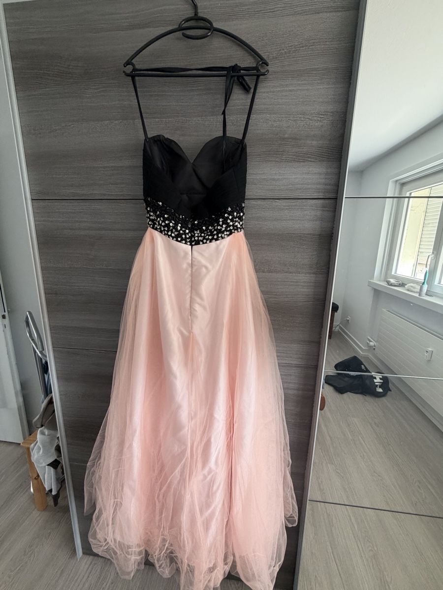 Vestiti: Abendkleid mit Tüll – Usato da Solothurn venduto da nad_y9cd 1