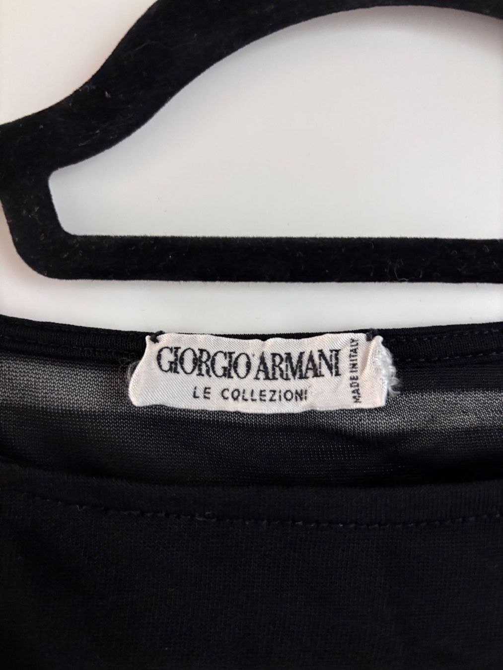 Armani Top: Giorgio Armani Oberteil – Usato da Wetzikon ZH venduto da Deba26 2