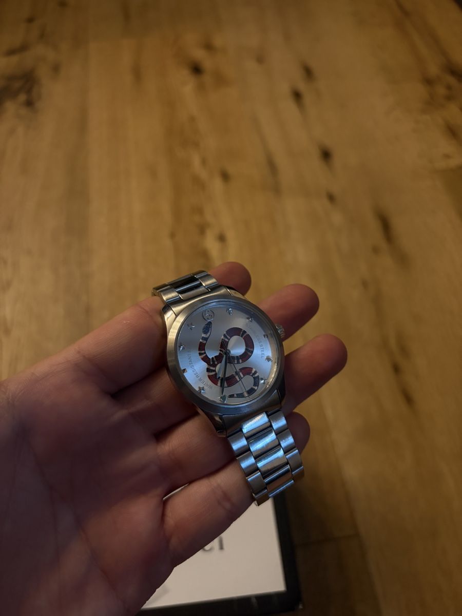 Gucci Montres: Gucci Uhr neuwertig Original  – D'occasion à Bösingen par watchoutonflavio. 1
