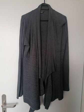 Grauer Cardigan Gr. XL 