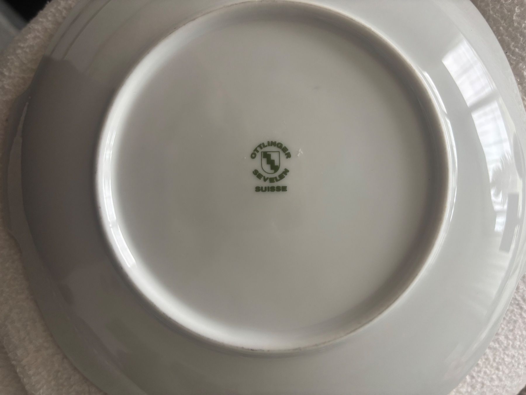 Piatti di portata: Ottlinger Sevelen , Suisse  Mini-platte 18.5x20cm – Usato da Bettwiesen venduto da Raisa1973 1