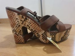 Schicke Sommersandalen Gr. 37 Plateau Lederoptik braun/beige