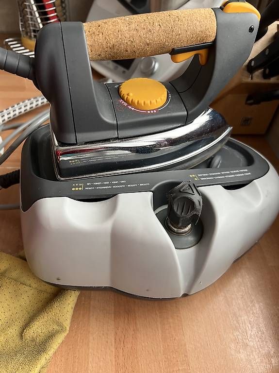 Ferri da stiro: Bügeleisen FIF Professional 3000 – Usato da Knonau venduto da giu_8lcn 1