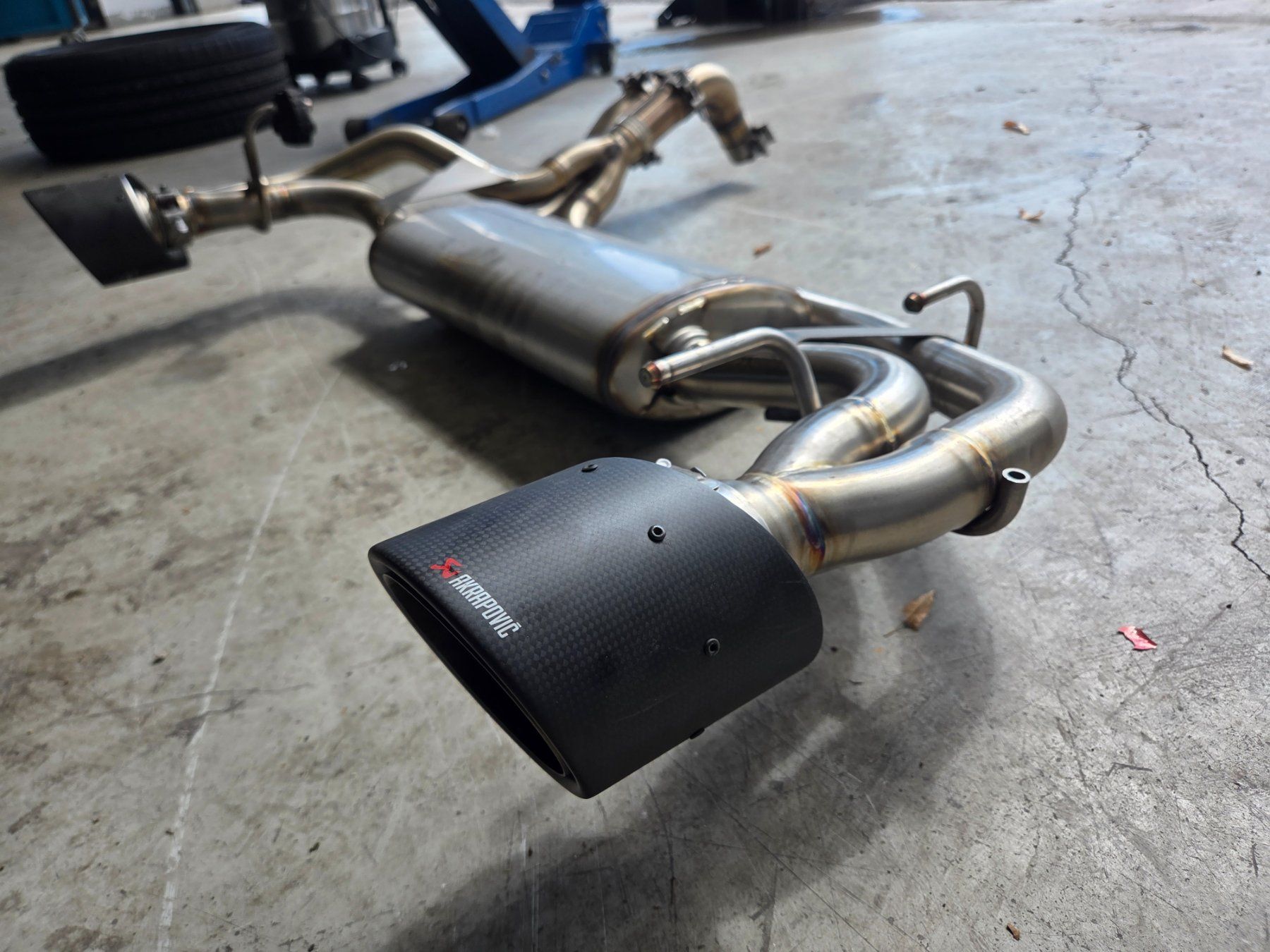 Abarth Sistemi di scarico: Akrapovic Carbon Abarth 500 – Usato da Elsau venduto da stanco-abarth