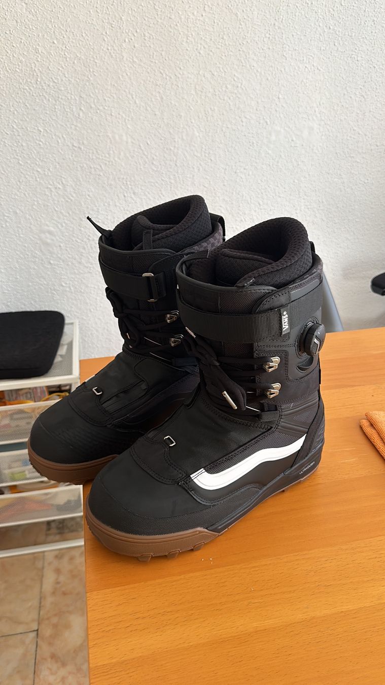 Vans Scarpe da uomo: Vans Infuse 2026 Snowboard Boots - Neufs - New – Nuovo e nell'imballaggio originale da Lausanne venduto da jua_bn26