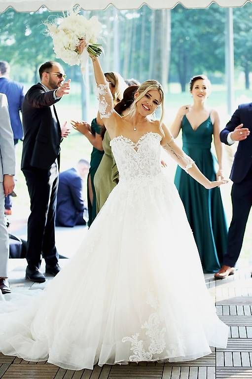 Kleider: Hochzeitskleid inkl. Schleier – Gebraucht aus Dübendorf von pau_2sq6 4