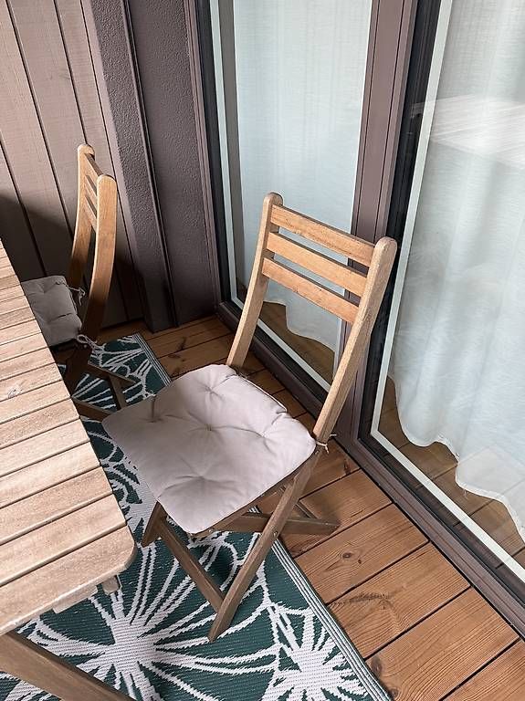 Tischset: Tisch + 4 Klappstühle – Gebraucht aus Ettiswil von jessica_haefliger 2