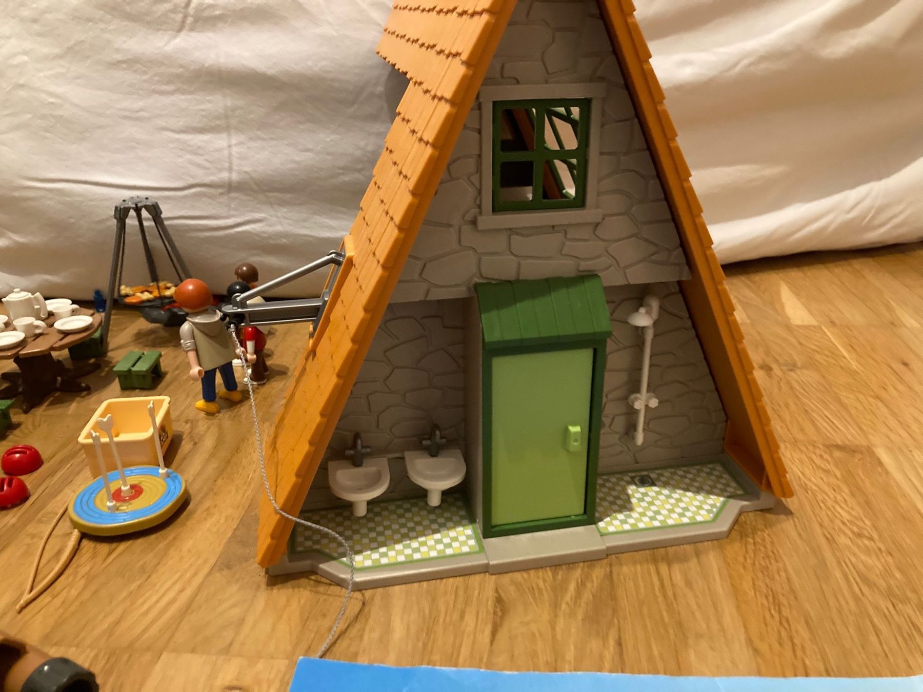 Playmobil Giocattoli: Playmobil Ferienhaus 6887 – Usato da Riedikon venduto da Manly13 1