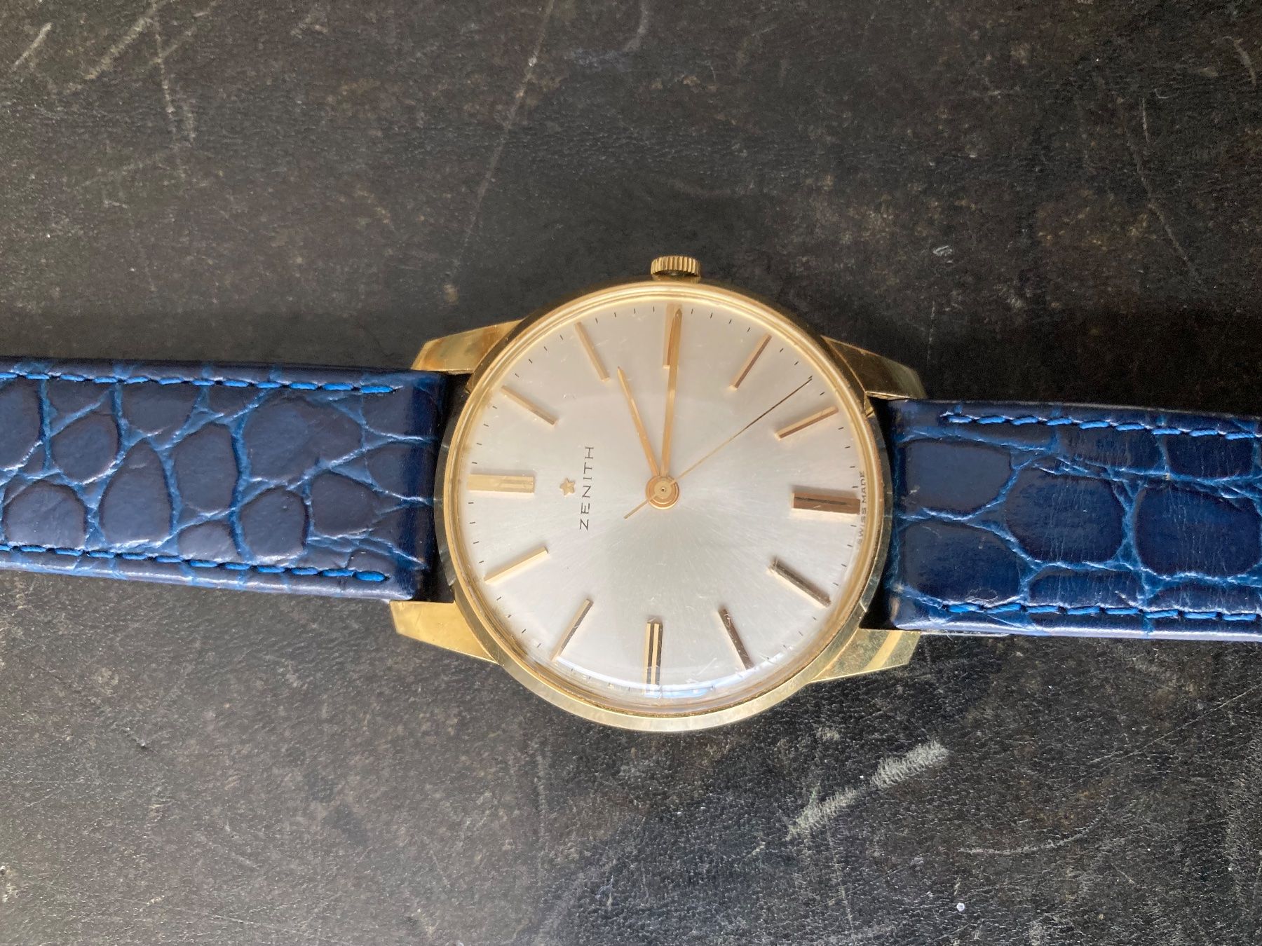 Zenith Uhren: Zenith Golduhr 750 Handaufzug – Gebraucht aus Sempach von Pablonsky 2