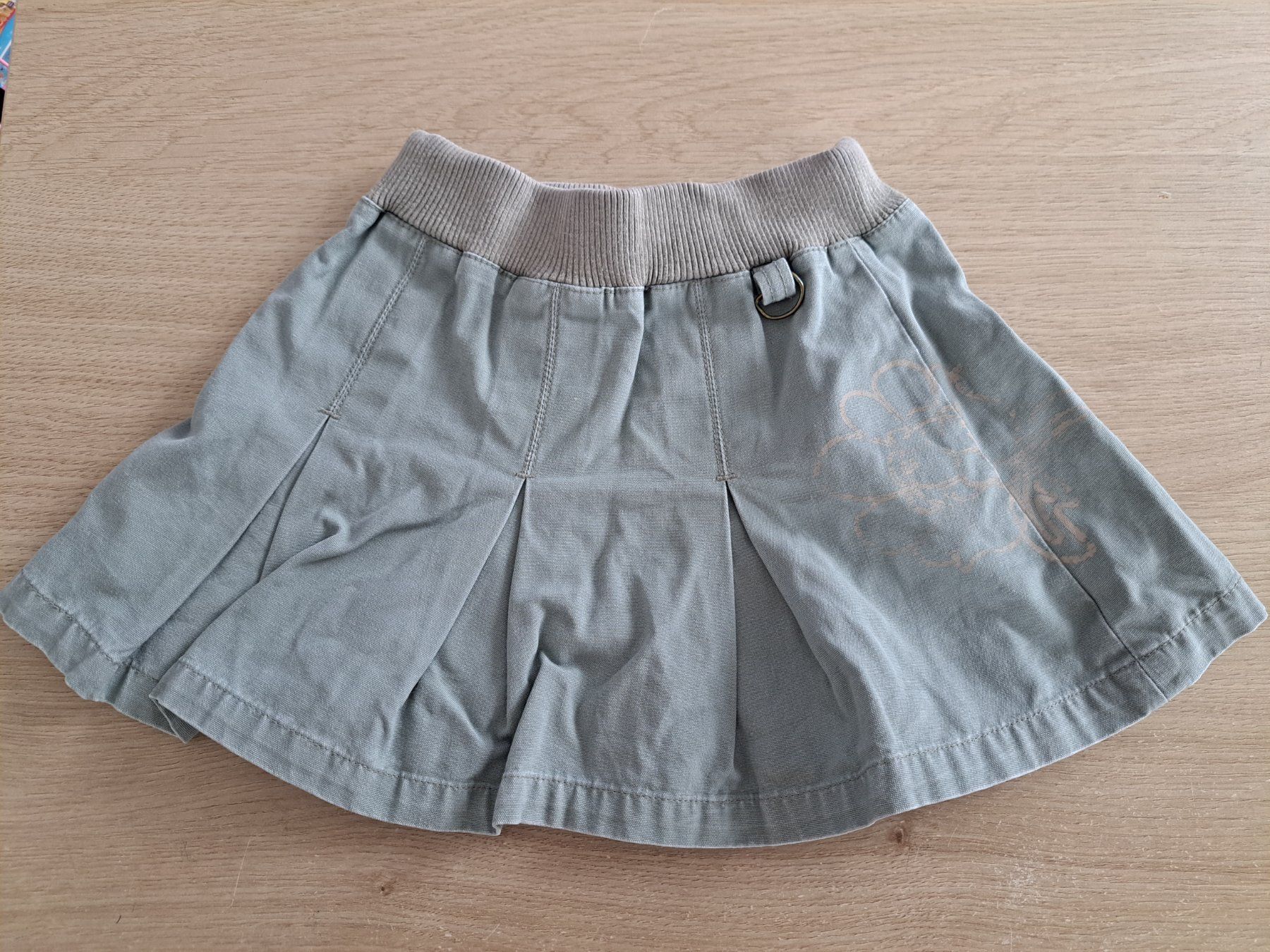 Vestiti & Gonne: Jupe enfant taille 94 – Usato da Marly venduto da Mumu1723