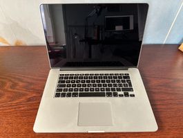MacBook Pro (15", Retina, 16 GB RAM)