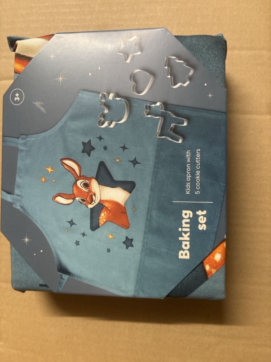Sonstiges für Kind & Baby: Backset: Kinderschürze mit 5 Ausstechformen, Neu! – Neu und originalverpackt aus Wallisellen von ASZT