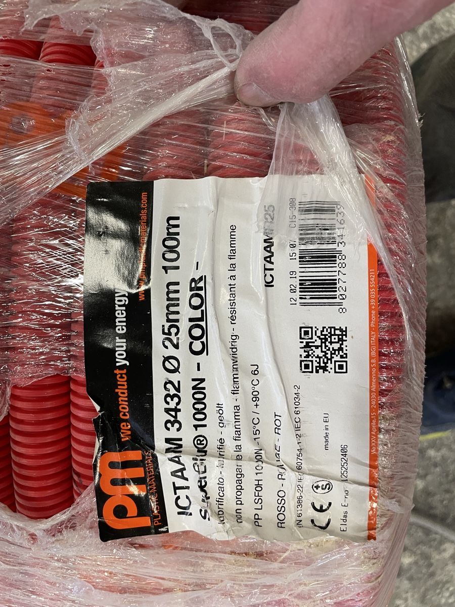 Kabel: Installations Stromer Flexrohr M20 + M25 – Neu und originalverpackt aus Meisterschwanden von  3
