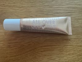 Catrice Cosmetics. Flüssiger Highlighter All Over Glow Tint