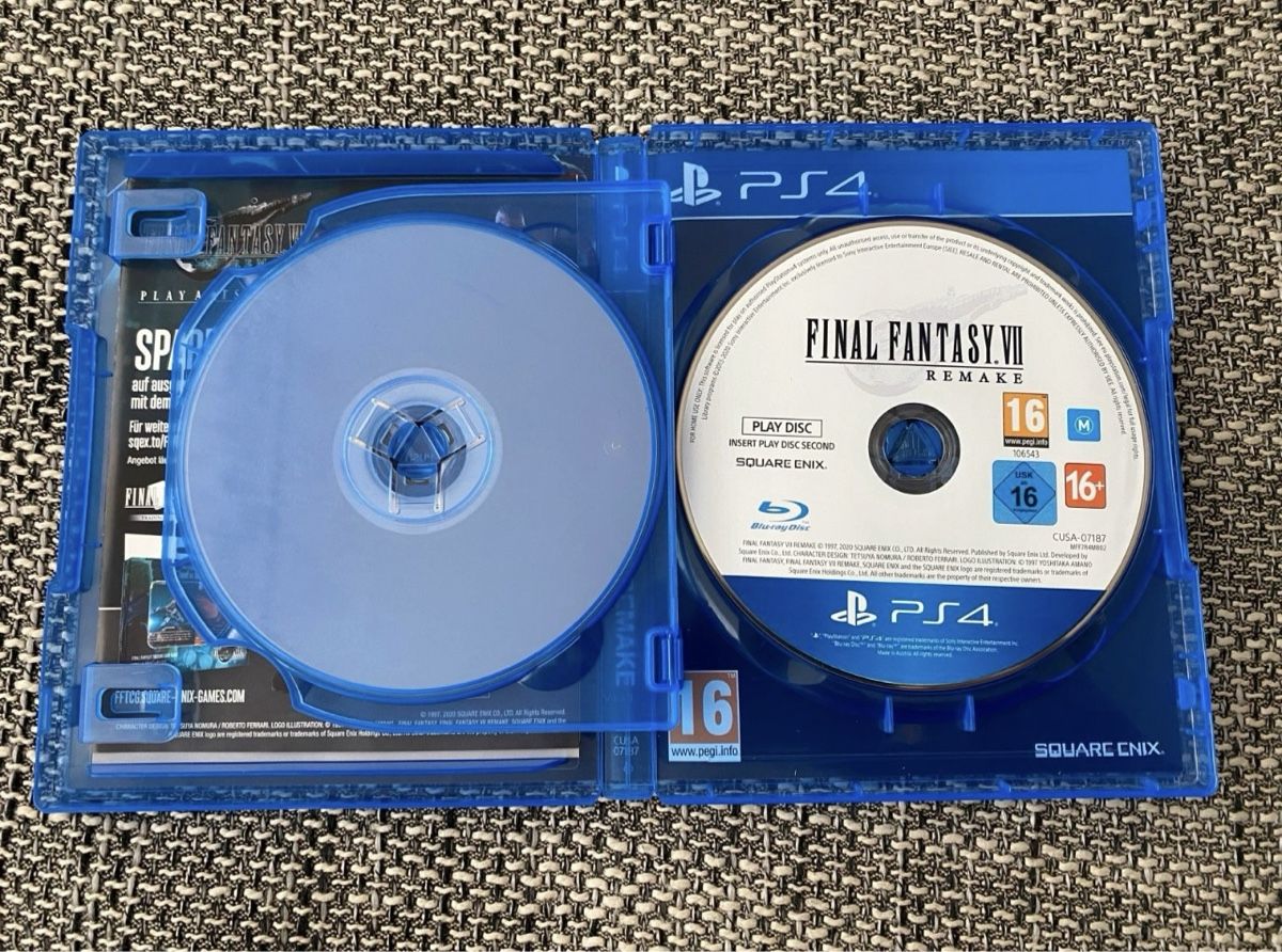 Sony Giochi: Final Fantasy 7 Remake Deluxe Edition – Nuovo (secondo la descrizione) da Bülach venduto da marra 4