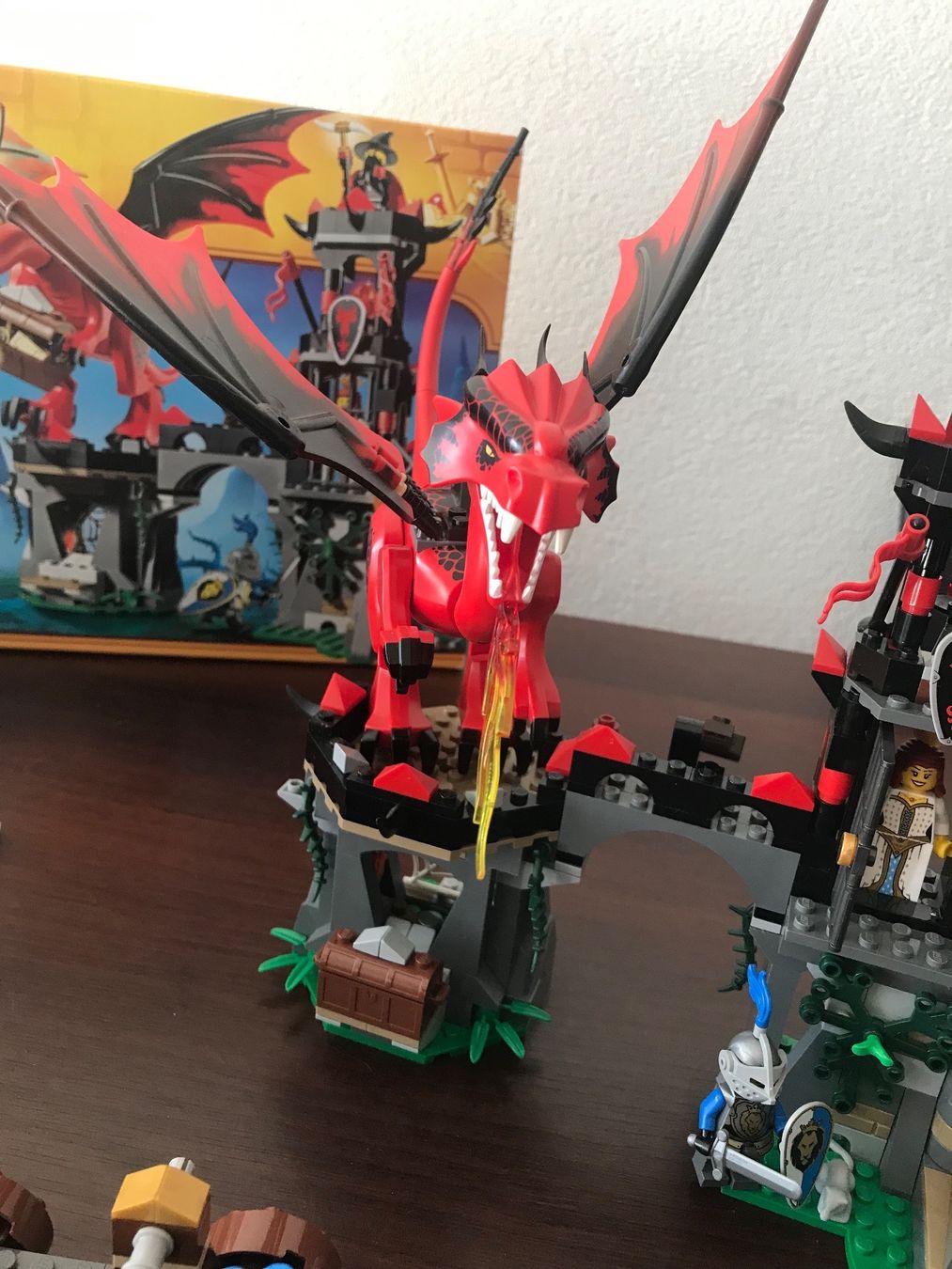 Lego Baukästen: Lego castle 70403 dragon mountain – Gebraucht aus Châtel-St-Denis von  4