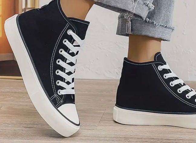 Scarpe da donna: Skaterschuhe mit warmem Plüschfutter Gr. 40 – Nuovo (secondo la descrizione) da Hochdorf venduto da Katja014