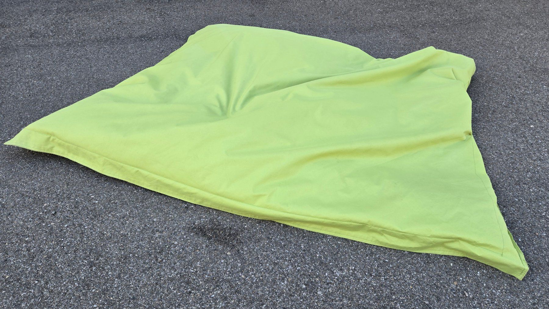 Cuscini: Sitzsack stabilo grün – Usato da Winterthur venduto da meinweinkeller 1