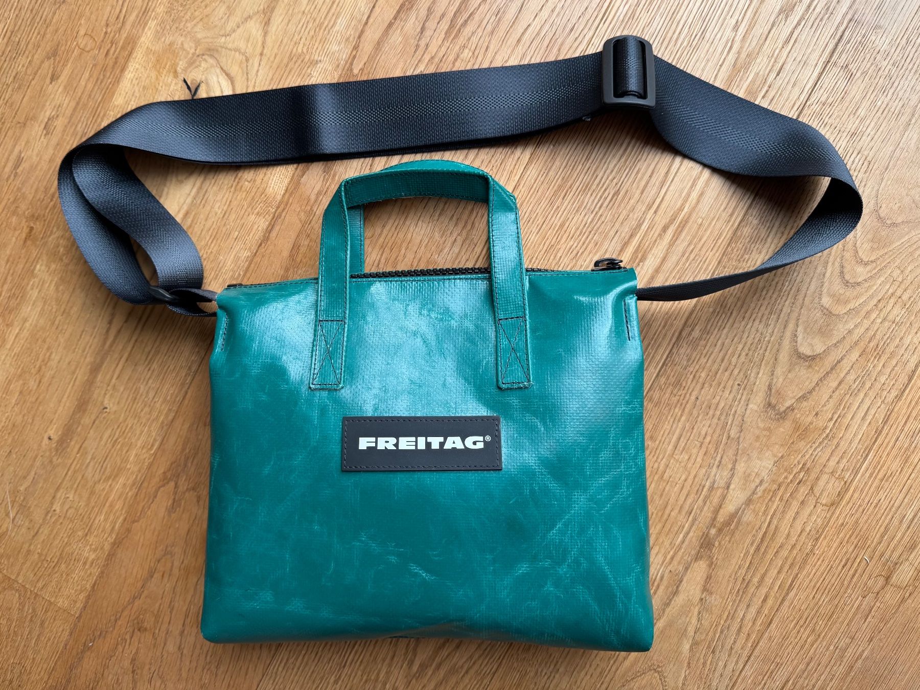 Freitag Sacs femmes: Freitag F274 RUBY Crossbody small – Neuf (Voir description) à Biel/Bienne par freitasch
