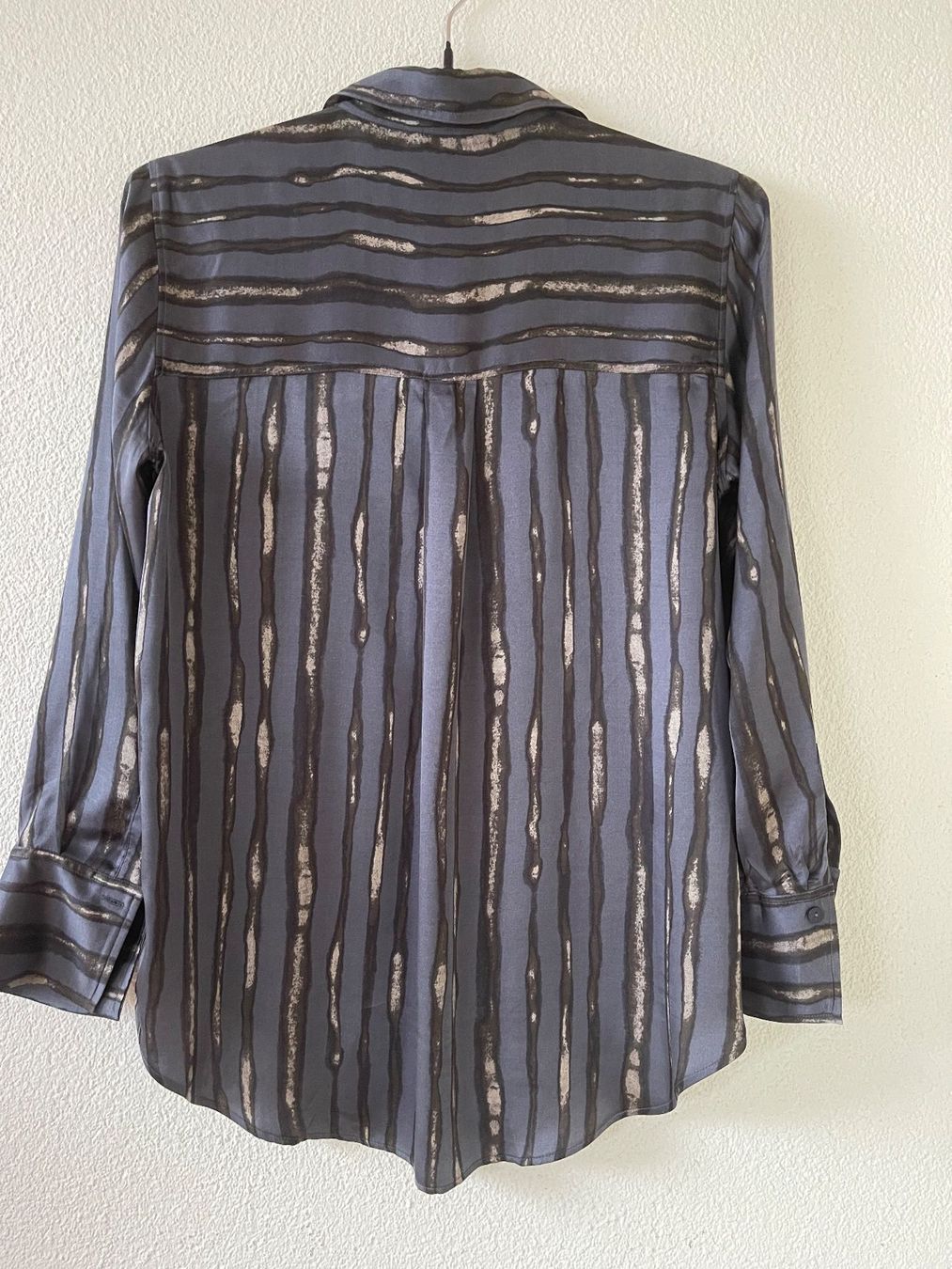 Massimo Dutti Chemisiers: MASSIMO DUTTI M L (40) /NP70CHF Viscose – Neuf (Voir description) à Kölliken par Prscoo 6