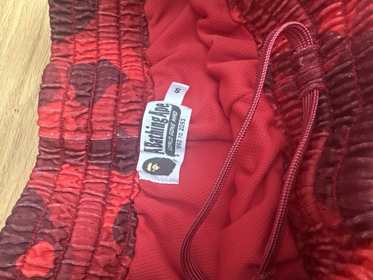 Bape Pantaloni: Short Bape – Usato da Founex venduto da reb_fws9 2