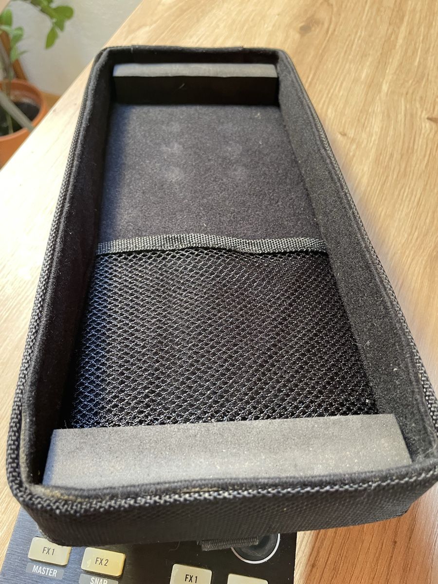 Sistema di controllo: Traktor Kontrol X1 MK1 - Inklusive Case – Usato da Bern venduto da dmy_n82l 5