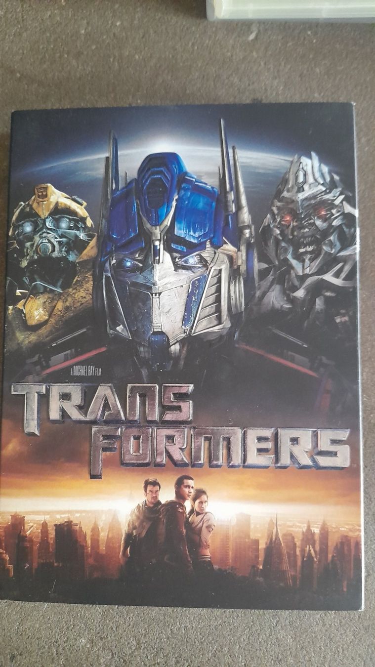 Tous les DVDs: TRANSFORMERS   DVD – D'occasion à Wetzikon ZH par Ramones01