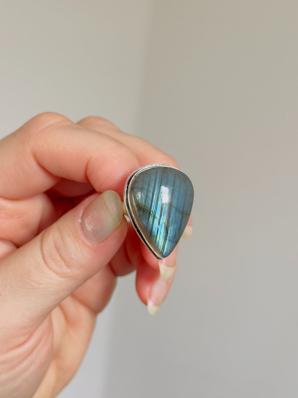 Anelli: Labradorite Gemstone Ethnic Handmade Ring 55mm – Nuovo e nell'imballaggio originale da Genève venduto da AGBERG 9