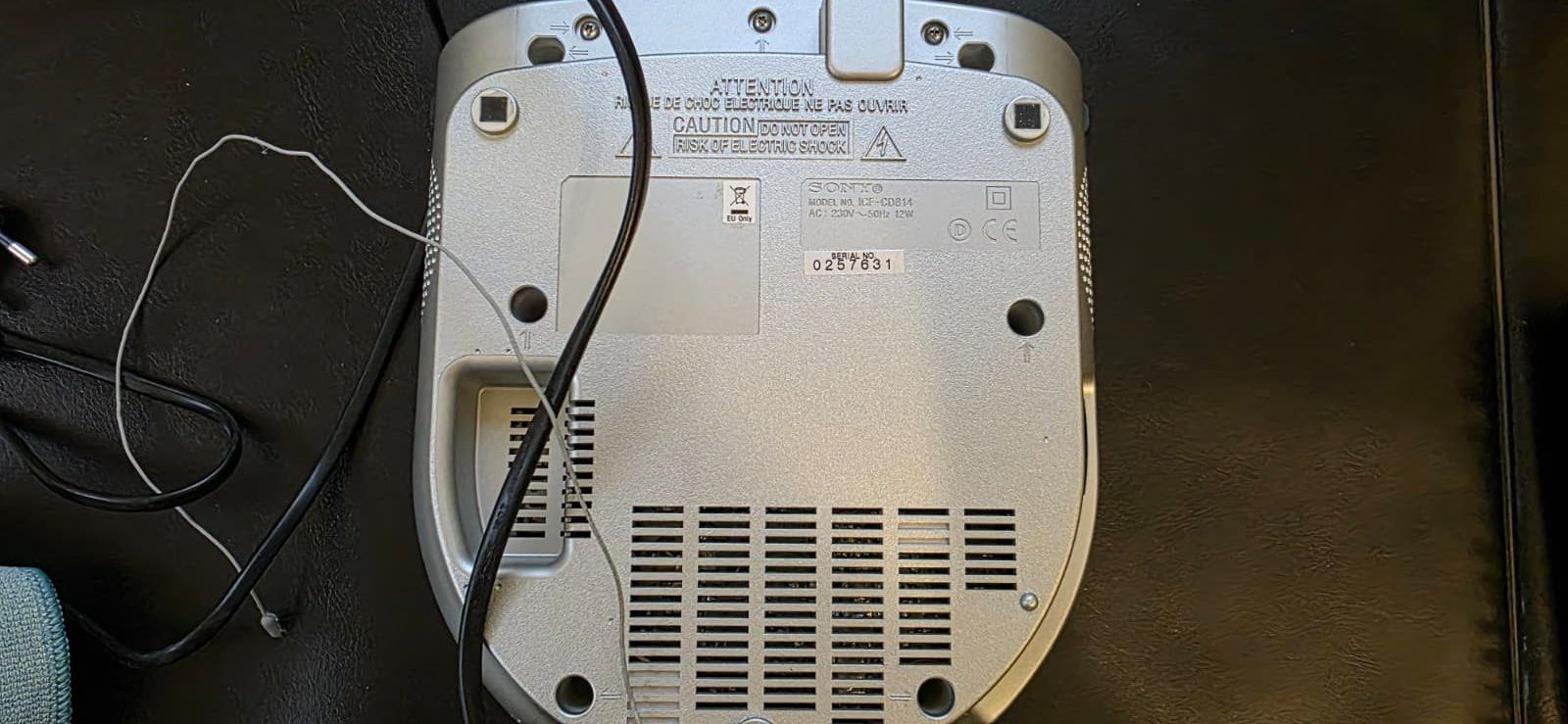 Sony Sveglie: Sony Dream Machine ICF-CD814 – CD-Radiowecker – Usato da Bäch SZ venduto da nicolasg2 3