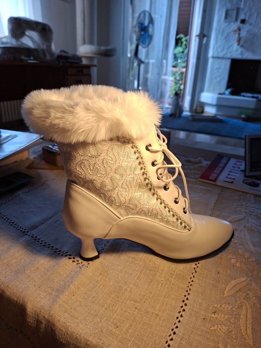 Scarpe da donna: Viktorianische Schnürstiefeletten neu – Nuovo (secondo la descrizione) da Bad Zurzach venduto da kay_58q6 2