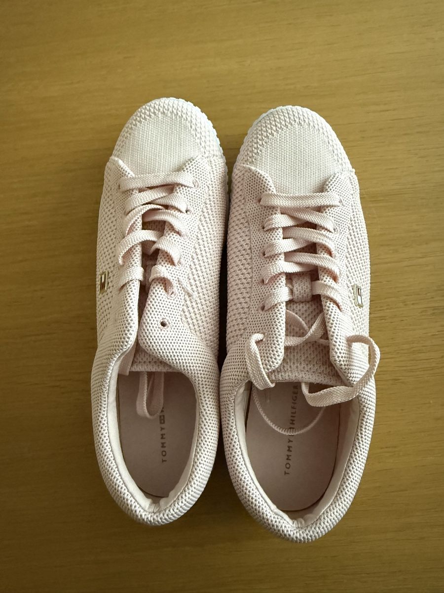 Tommy Hilfiger Chaussures femmes: Tommy Hilfiger Sneaker Grösse 39 Rosa Textil – Neuf (Voir description) à Basel par Diddl77 1