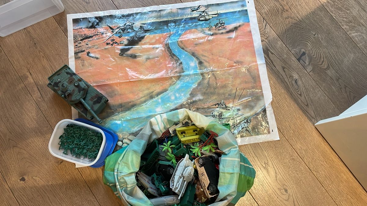 Giocattoli: Militärmaterial vom Jahrmarkt – Usato da Grabs venduto da Saskia033