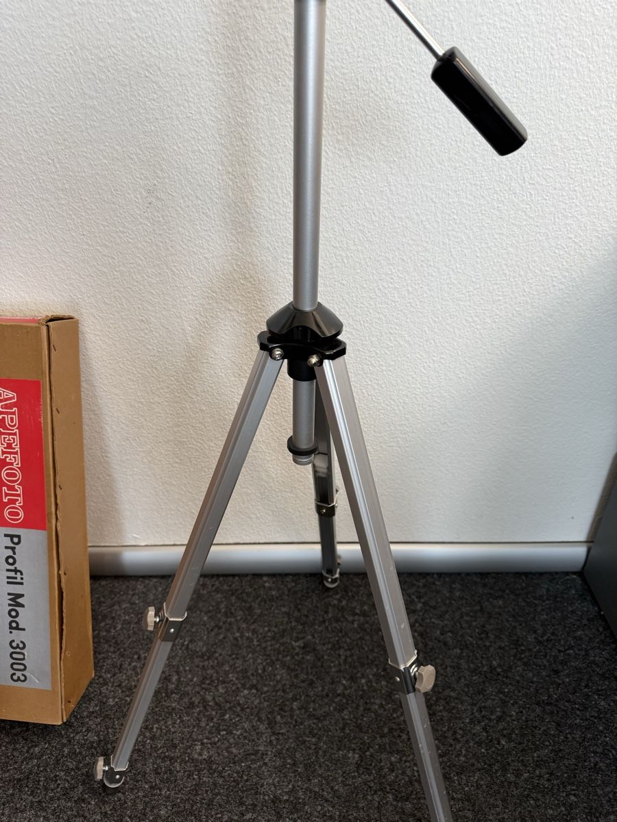 Treppiedi & Teste: Stativ Apefoto – Usato da Elgg venduto da dan_f8gv 2