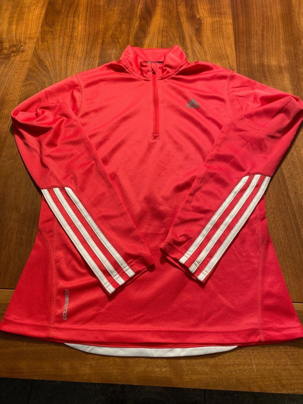 Adidas Canottiere & Pantaloni: Damen Sport-Shirt Langarm ClimaCool – Usato da Schwyz venduto da Trofana