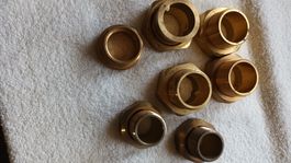 Diverse Verschraubungen Messing